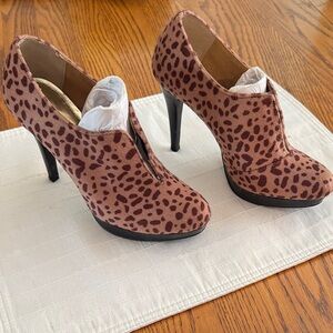 Style & Co. Brown Leopard Print Heels